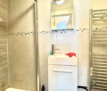 1 bedroom sharedAccommodation in Cordwallis Road, Maidenhead - Photo 3