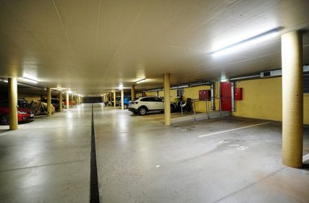 LIEFERING: Kompakte 2-Zimmer Wohnung mit Terrasse, Garten und Tiefgarage „Wunschlos glücklich!“ - Foto 2