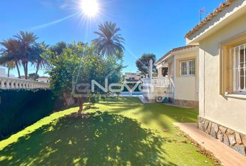 Incredible villa 1 minute from La Zenia be