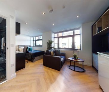 Studio to rent - Photo 2