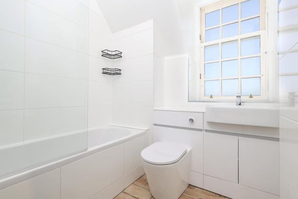 2 Bed Flat, Parklands View, G53 - Photo 1