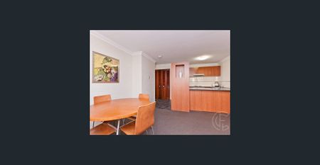 EXCELLENT LOCATION - 1 x 1 GROUND FLOOR APARTMENT - Photo 5