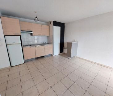 location Appartement T3 DE 52.64m² À MEYZIEU - Photo 1