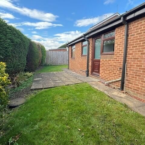 2 bedroom detached house to rent - Photo 1
