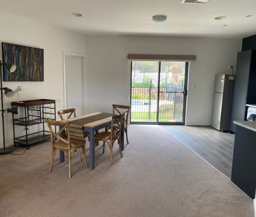 RESORT STYLE FURNISHED EXECUTIVE LIVING - Photo 3