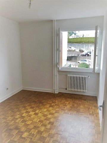 Location Appartement 3 pièces 64m² ST ETIENNE 42000 - Photo 3
