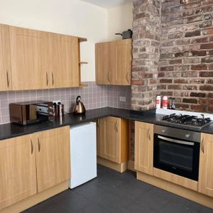 7 bedroom house share to rent - Photo 2