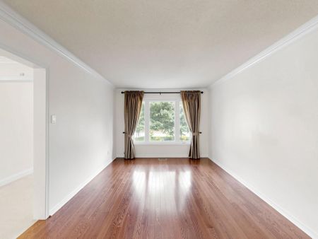 For Lease - 33 Southgate Crescent, Richmond Hill, Ontario - Photo 3