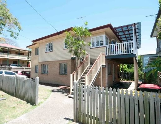 19A Dunsmore St, Brisbane - Photo 1