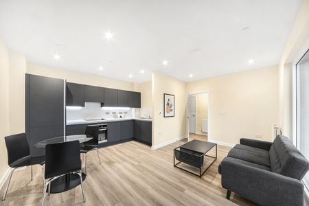 1 Bed Flat, Green Ferry Way, E17 - Photo 5