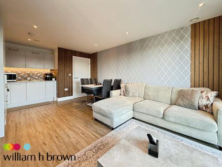 2 bedroom flat to rent - Photo 3