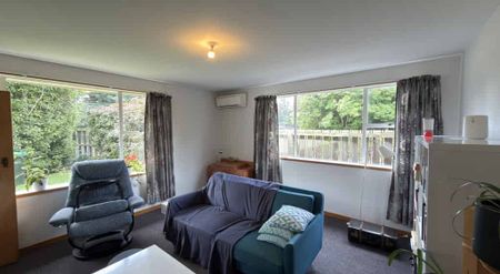 Three bedrooms in Lincoln close to university. - Photo 4