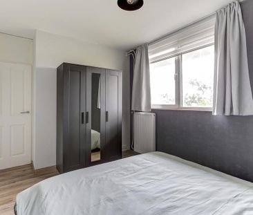 Appartement te huur: Weegbreestraat 112 2153 EE Nieuw-Vennep - Photo 2