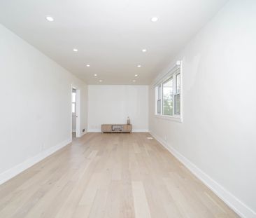 For Lease - 82 Admiral Road, Ajax, Ontario - Photo 1