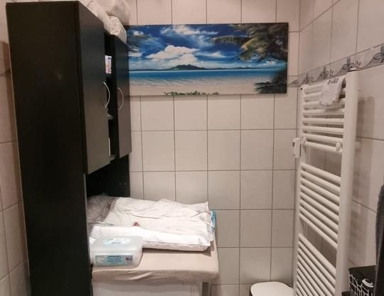 TOP 2-Zimmer-Whg, EBK, Glasfaseranschluss ab 1.12 frei - Photo 1