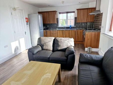 Modern Bed Apt -, Bawas Place - Alfreton Road, NG7 - Photo 4