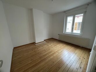 Location Maison de ville 4 pièces 58 m2 à Saint-Quentin - Photo 2