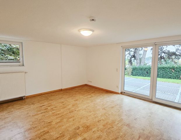 Schuch Immobilien – Exklusives Einfamilienhaus mit parkähnlichem Grundstück - Photo 1