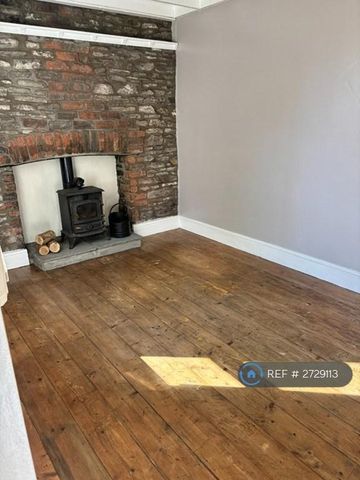 2 bedroom semi-detached house to rent - Photo 4