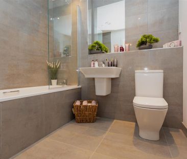 2 bedroom flat to rent - Photo 6