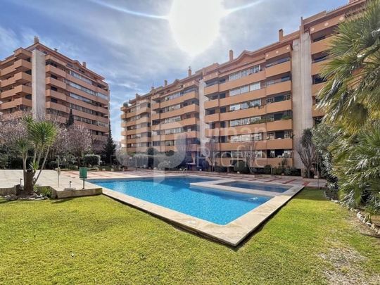 2 room luxury Apartment for rent in Cascais e Estoril, Portugal - Photo 1