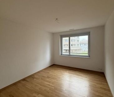 La vie citadine rencontre la tranquillité Appartement élégant de 3,... - Photo 2