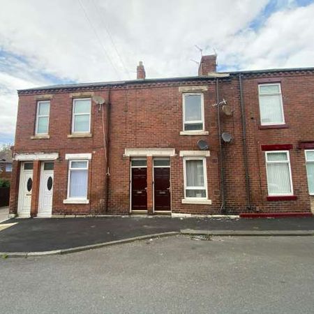1 bed flat to rent in Devonshire Street, South Shields, NE33 - Photo 3