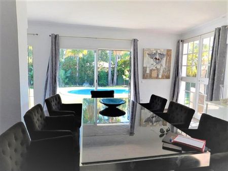 4 room luxury Villa for rent in Marbella, Andalusia - Photo 3