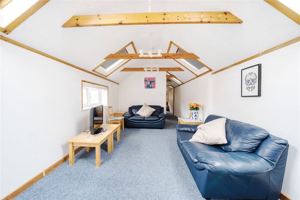 Station Road, Sway, Lymington, SO41 flat to rent - Photo 1