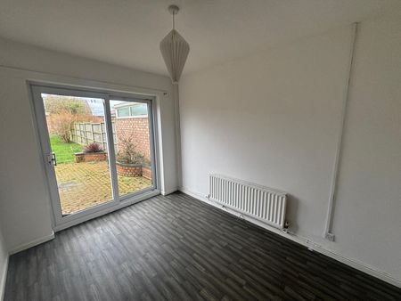 Rossett Drive, LE4 0LQ, Leicester - Photo 2