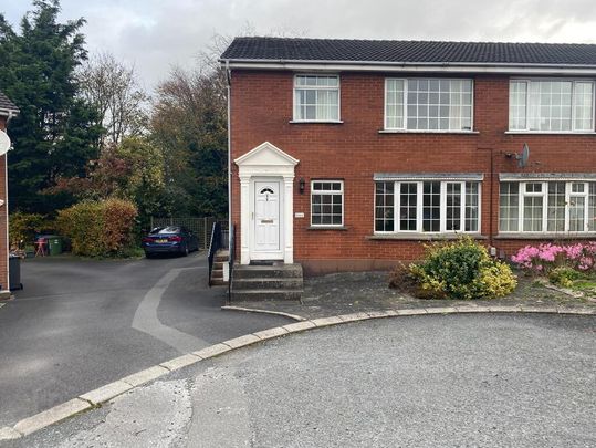 11 Strathearn Court, Holywood, BT18 9NP - Photo 1