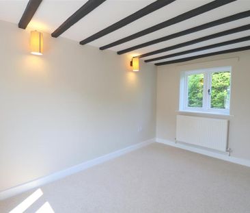 3 bedroom detached house to rent - Photo 5