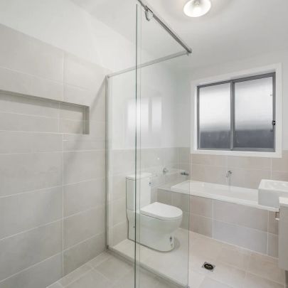 Brand New Everything! - Photo 1