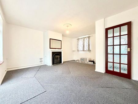 3 bedroom terraced house to rent - Photo 2