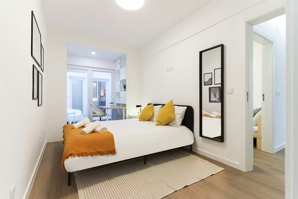 Rua General Leman, Lisbon, Lisbon 1600-102 - Photo 1