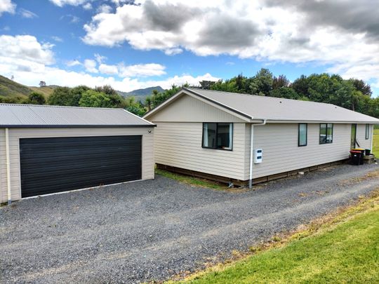 Sought After Location - Waihi - Photo 1