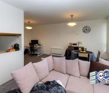 Ingledew Court, Alwoodley, LS17 - Photo 3