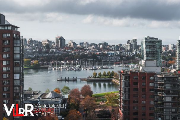 Penthouse in Downtown Vancouver, BC - Photo 1