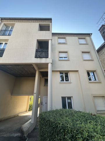 Location Appartement 1 pièce 23m² TROYES 10000 - Photo 2