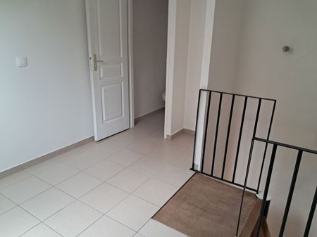 Location Appartement 1 pièce 20m² SENS 89100 - Photo 4