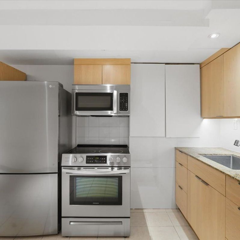 For Lease - 33 Rose Avenue Unit# Lower Unit, Toronto, Ontario - Photo 1