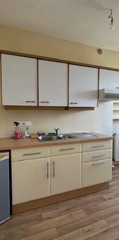 Location Appartement 2 pièces 38m² CHERBOURG-EN-COTENTIN 50100 - Photo 1
