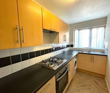 Marshall Drive, Hayes, UB4 - Photo 5