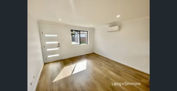 Neat two-bedroom granny flat in a peaceful street - Photo 1