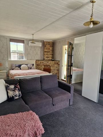 Furnished self contained unit on lifestyle block - Photo 3