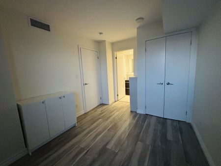 For Lease - 160 Flemington Road Unit# 802, Toronto, Ontario - Photo 2