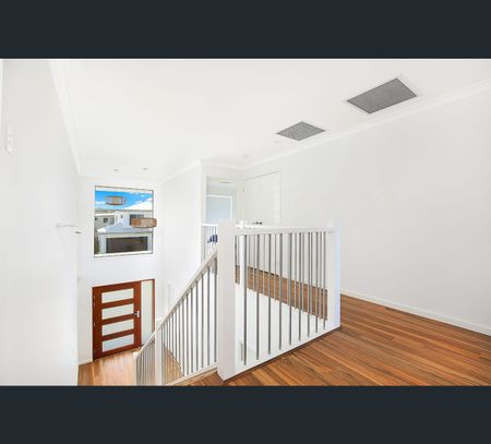 53 Waterway Drive, Birtinya, Qld 4575 - Photo 2