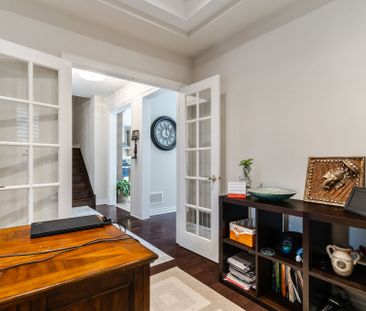 For Lease - 531 Bridgeview Road, Oakville, Ontario - Photo 1