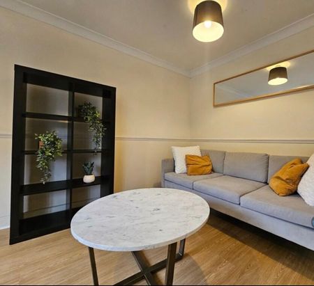 1 Bed Flat, Jamestown Way, E14 - Photo 2