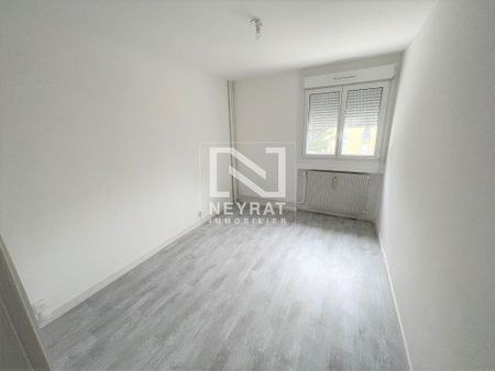 Location Appartement 4 pièces 69m² CHALON SUR SAONE 71100 - Photo 3
